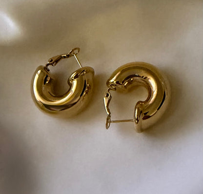 LIVIA chunky hoops