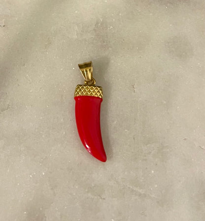 Cornetto rosso smaltato