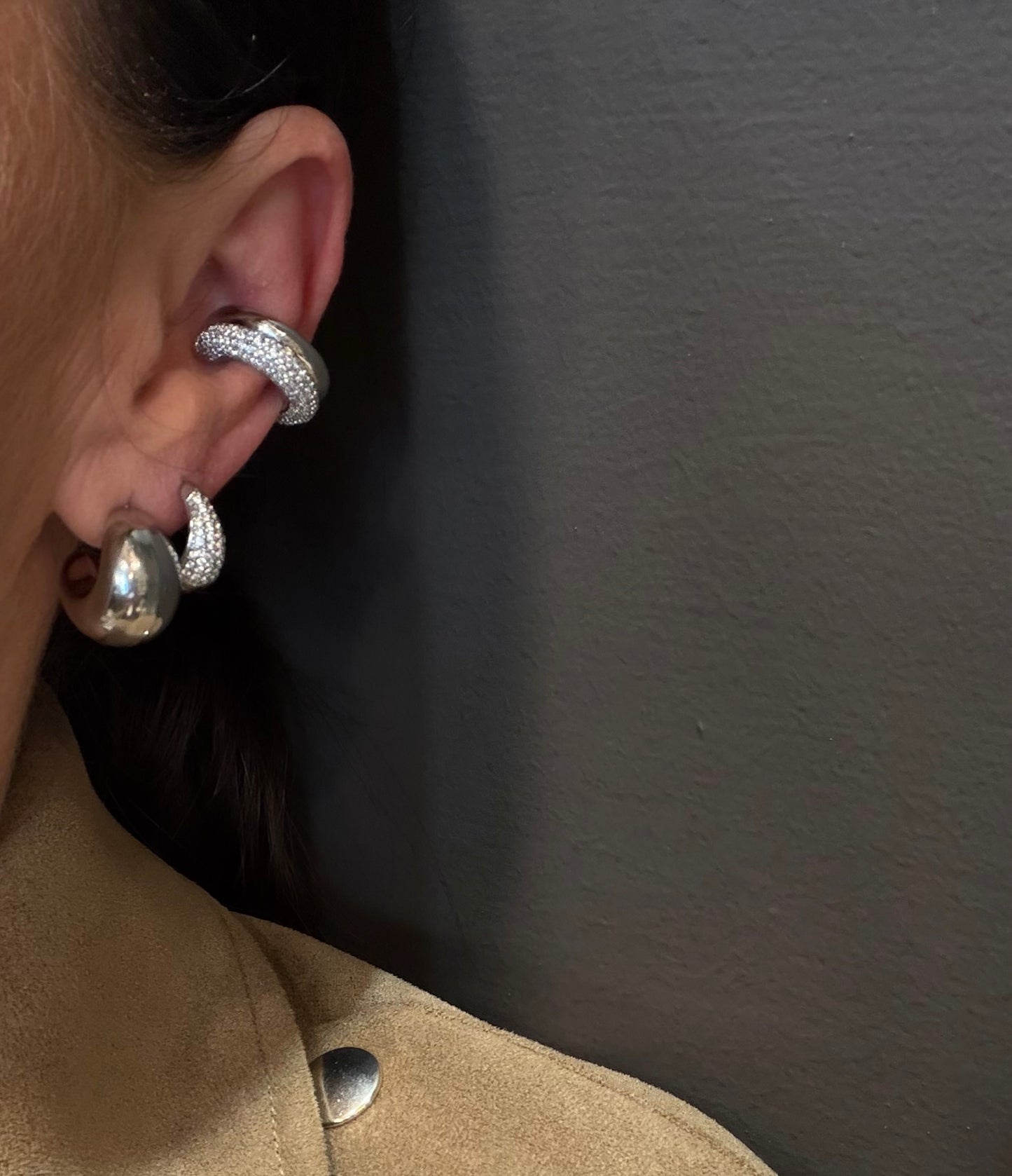 Earcuff Bold Zircon stones