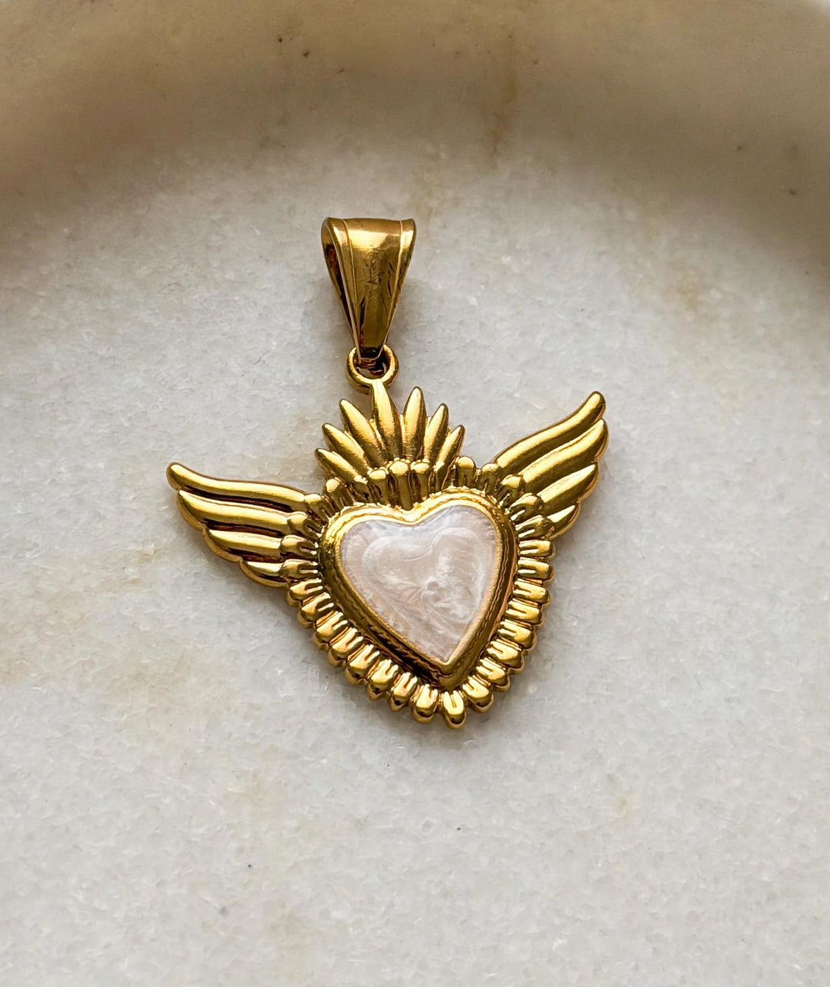 Cuore Sacro Alato