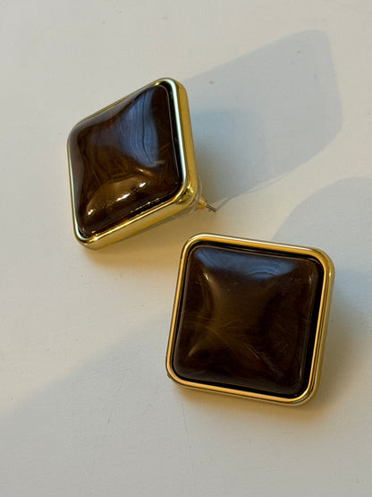 Vintage  Square Button