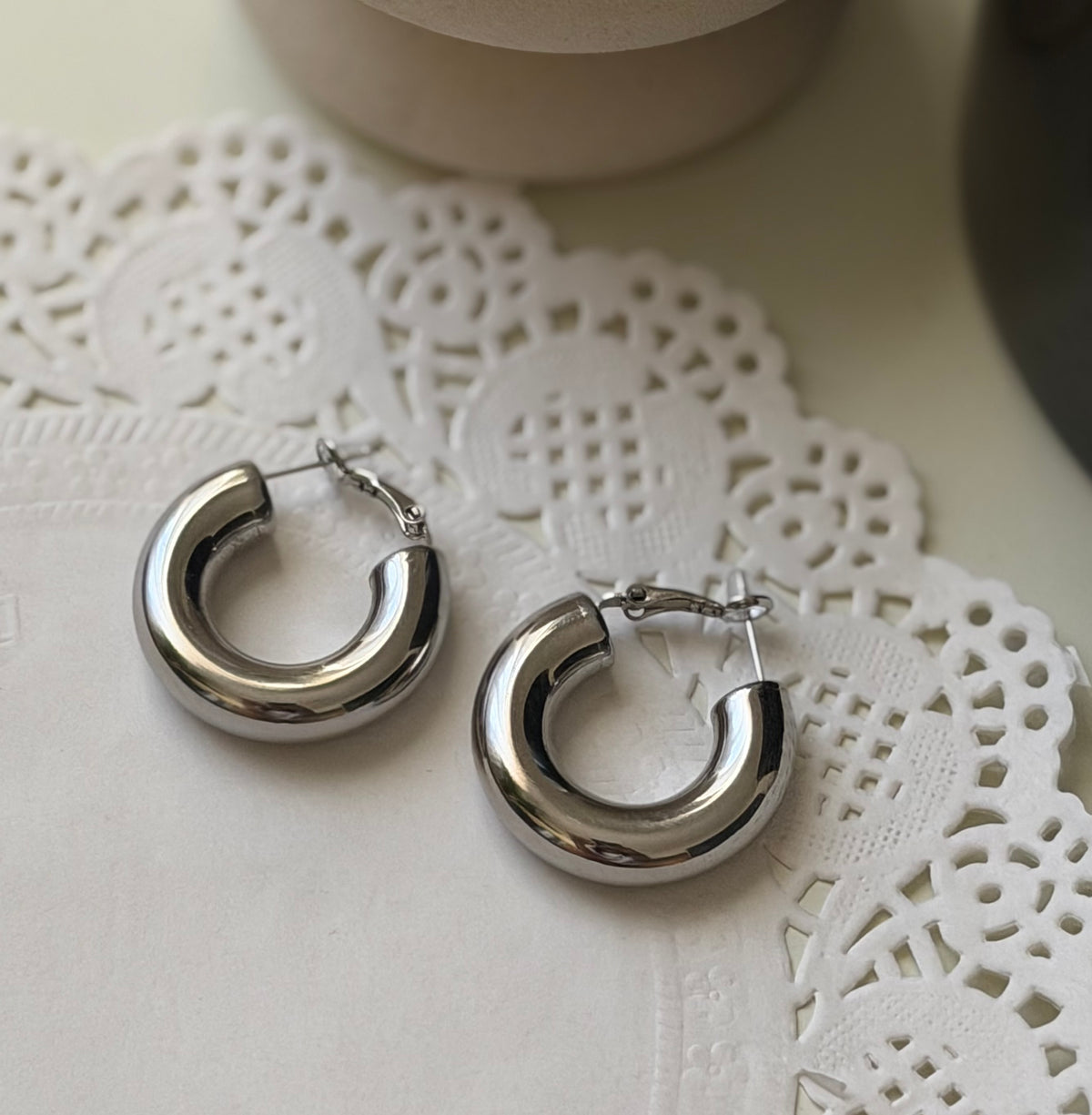 Melany Hoops