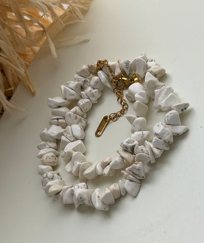 Exotic Chips Necklace