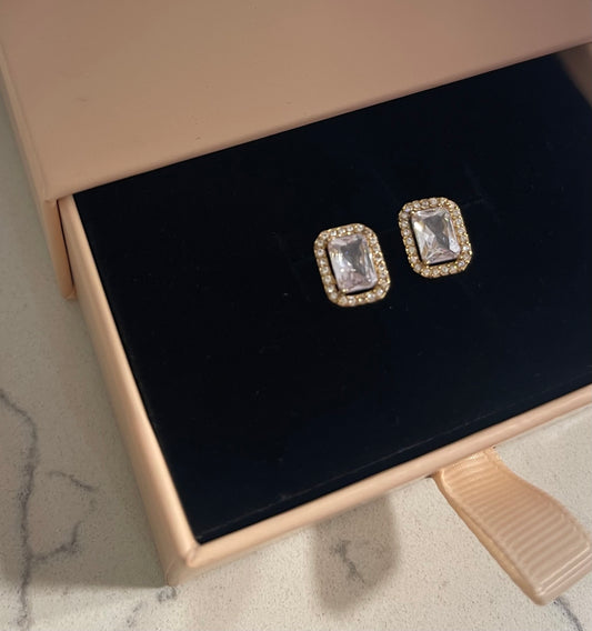 Elisabeth Mini Earrings