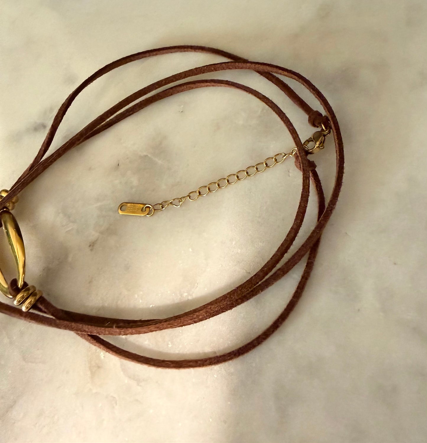 COUNTRY CHIC CHOKER SUEDE