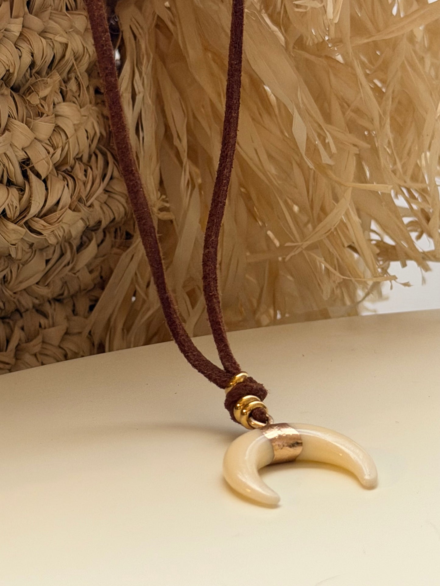 Luz Necklace