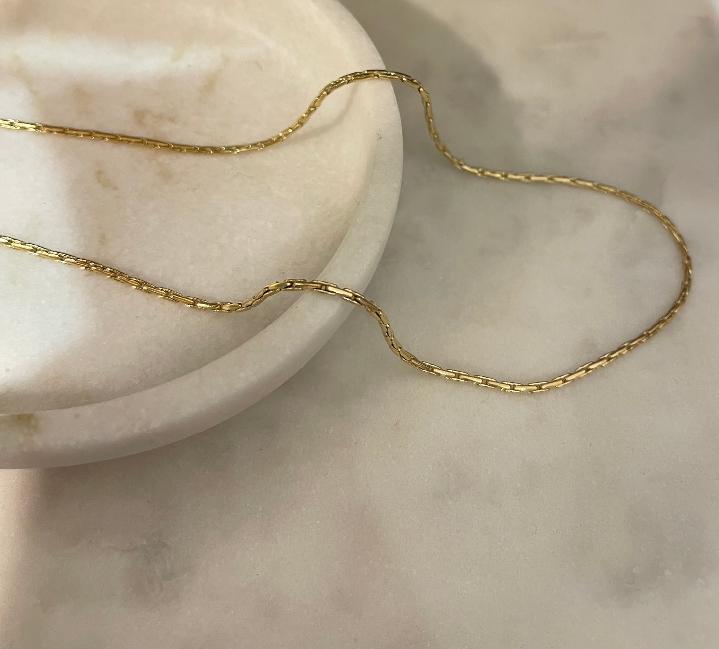 Collana catena semirigida