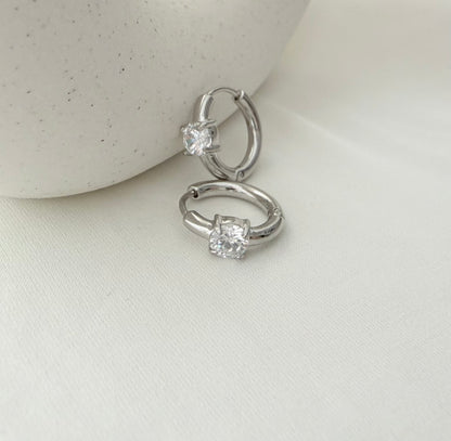 Mini Hoops Punto luce Silver