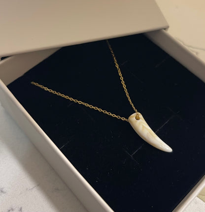 JOAN necklace